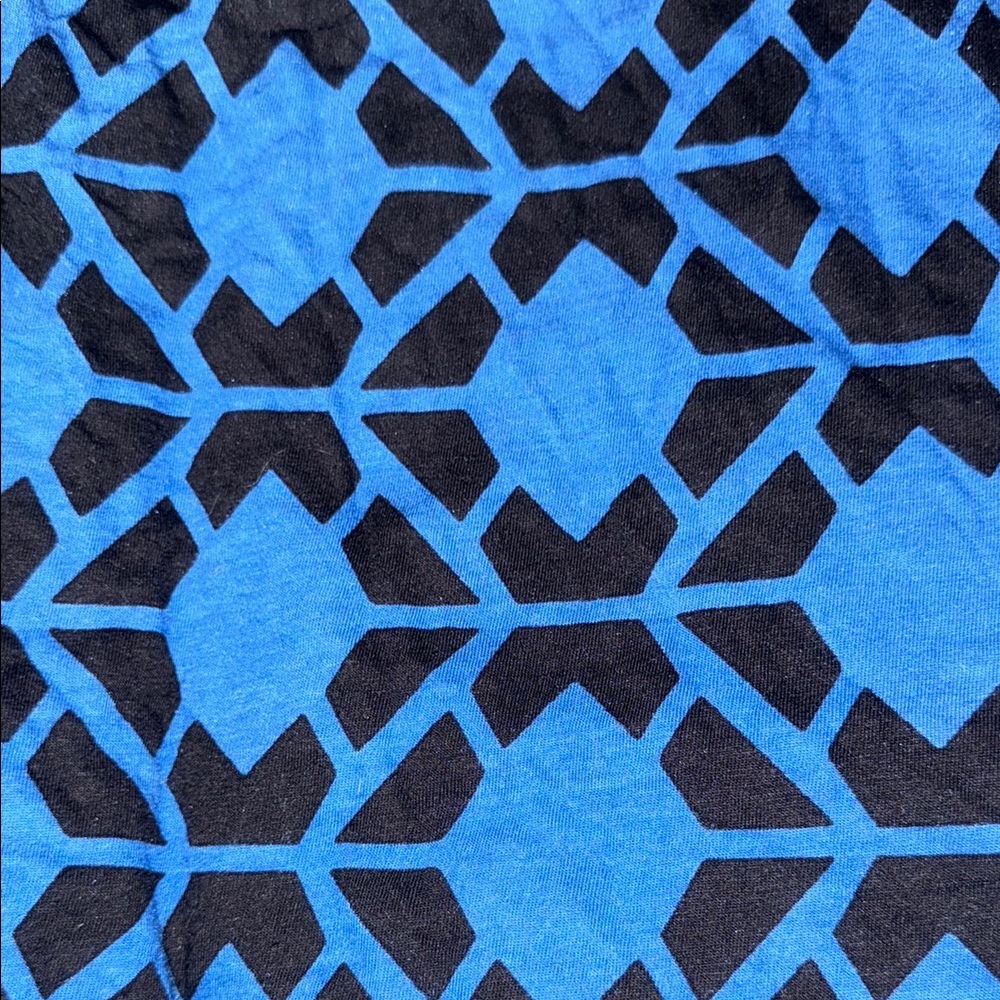LuLaRoe Geometric Raglan Shirt - Picture 5 of 5